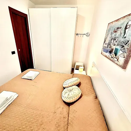 公寓 Pine House - Villaggio Turistico Con Piscina E Animazione 坎波菲利斯·迪·罗切